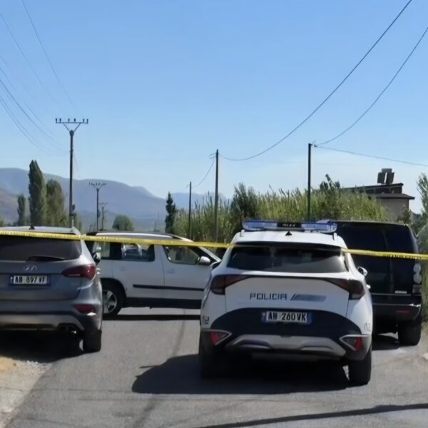 Emri / Plagosje me armë zjarri pranë Manatisë në Lezhë&hellip;