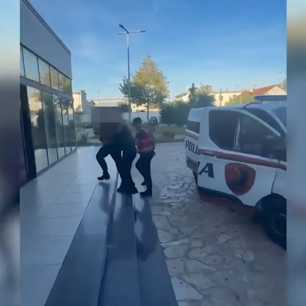 Emri / Shpërndante drogë në shkolla / Policia e Shkodrës&hellip;