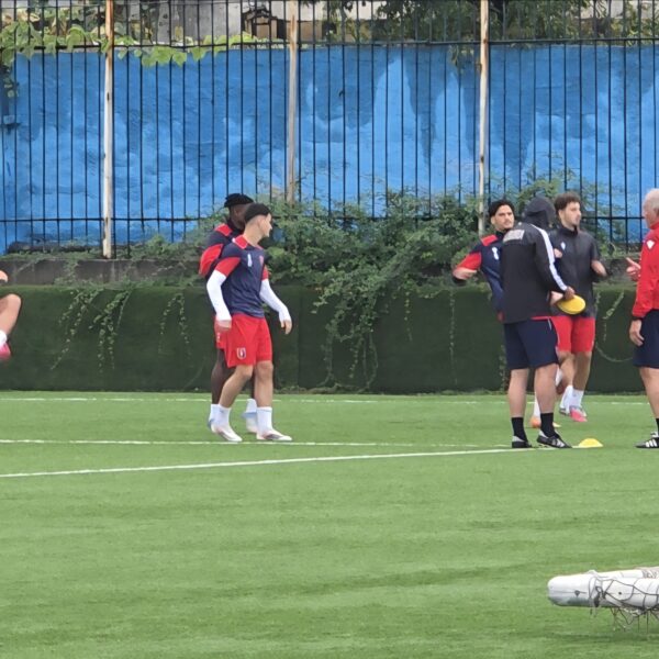 Lojtarët e Vllaznisë bojkotojnë stërvitjen / Shkak pagat e prapambetura