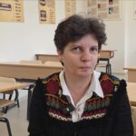 Historia e 49 vjeçares shkodrane / Nis shkollën e mesme pas 30 viteve / Nëna e tre fëmijëve: Më paragjykuan por nuk e kam problem