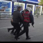 Përshkallëzohet protesta e studentëve / Përleshje me policinë / Zjarr dhe bllokim rrugësh në Tiranë