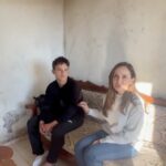 Protestuesi në varfëri ekstreme / Nënës i heqin ndihmën ekonomike / Deputetja e PD Tabaku i vjen në ndihmë