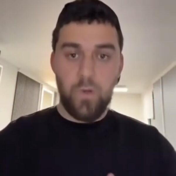 Polici heq kapelen: Jam me popullin, jo me shtetin kriminal / Rasti i parë i…